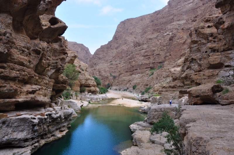 الأبجدية العمانية الأولى.. اكتشاف خط السحتن الخارج من الوديان