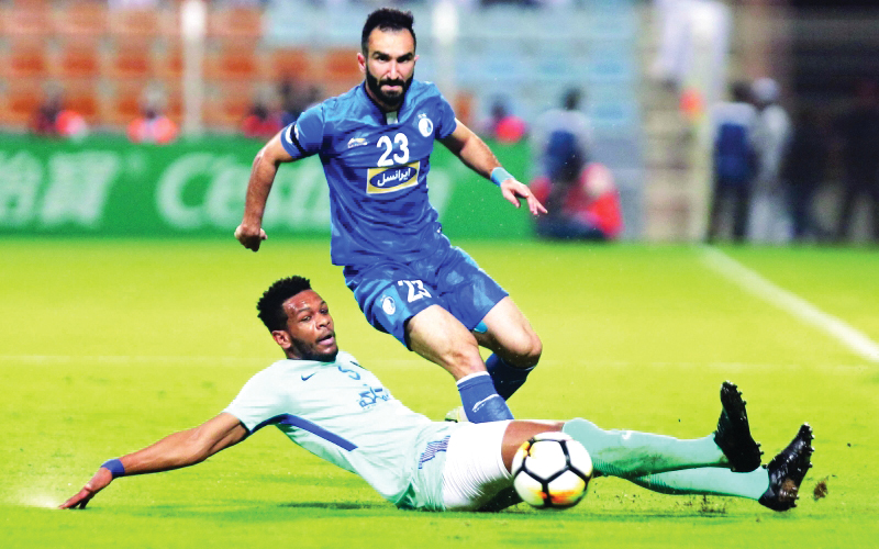 "جانب من لقاء الهلال واستقلال طهران | أ ف ب"