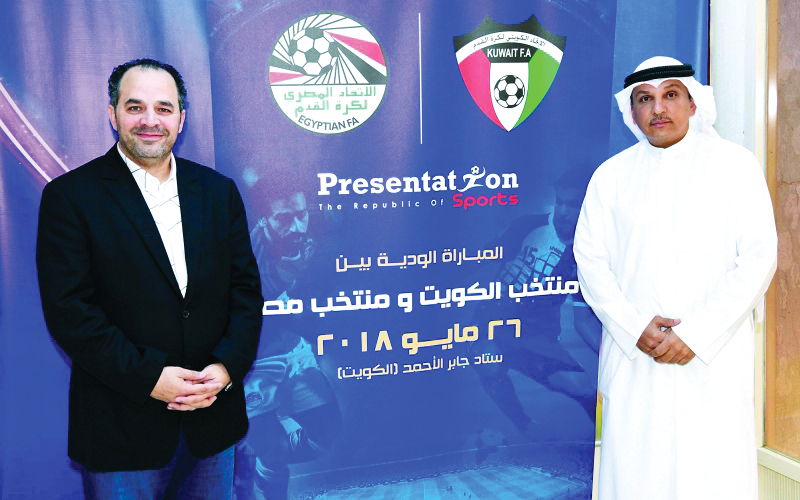 "خلال توقيع اتفاقية اللقاء الودي | البيان"