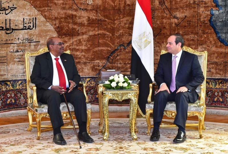 قمة السيسي والبشير..اتفاق على تعزيز التعاون الأمني