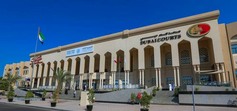 مدير حسابات خليجي في بنك  يستولي على 10 ملايين درهم