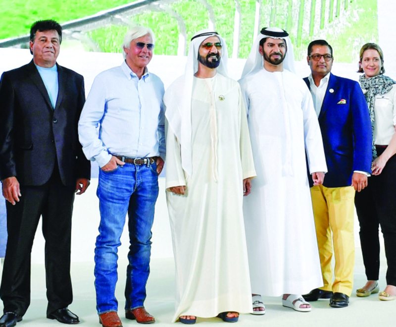 "محمد بن راشد يشهد قرعة كأس دبي العالمي الذي يُقام يوم السبت في مضمار ميدان بمنطقة ند الشبا، مارس 28، 2018. تصوير: سيف محمد"