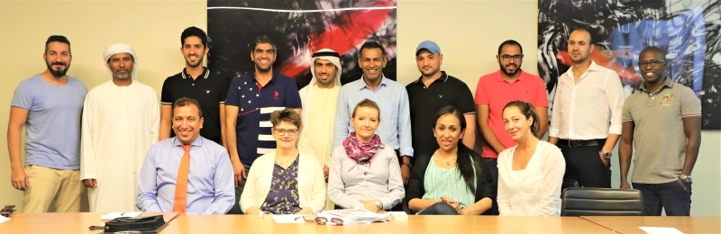 "مشرفو الميادين خلال الاجتماع - البيان"