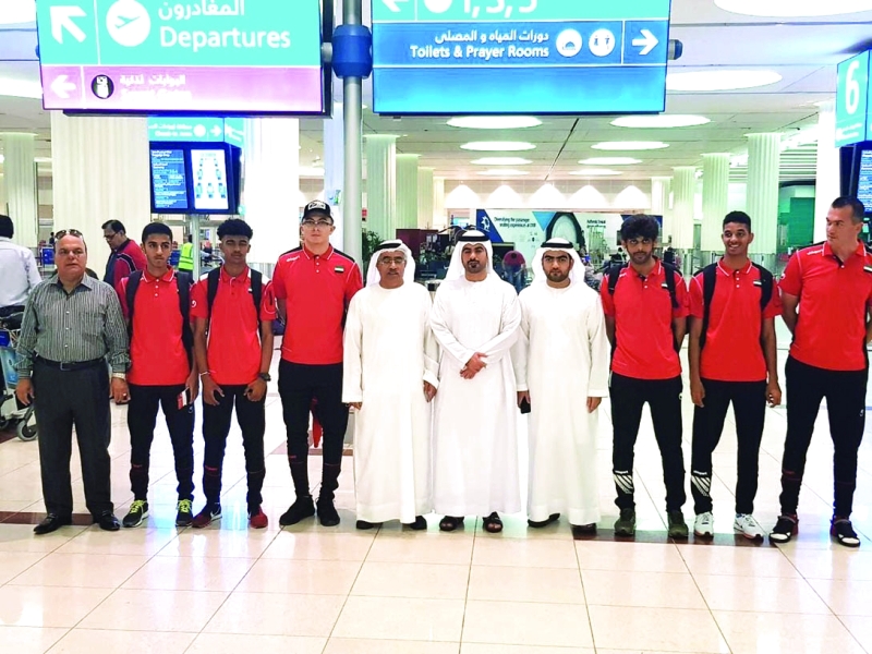 "Ⅶ الكمالي والجاري يتوسطان البعثة | البيان"