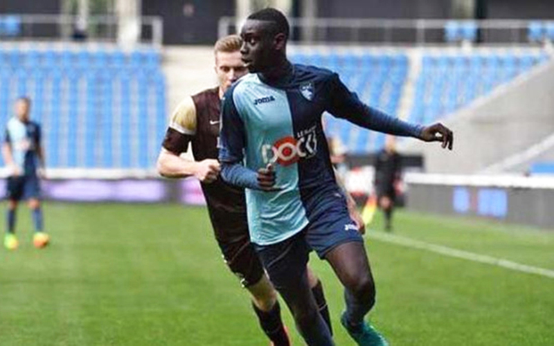 "اللاعب سامبا ديوب وجد ميتاً في منزله"