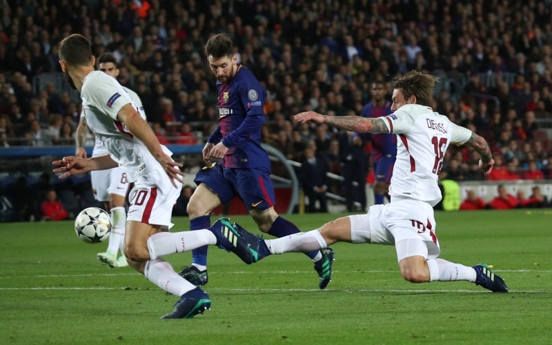"برشلونة حسم المواجهة الأولى برباعية | رويترز"