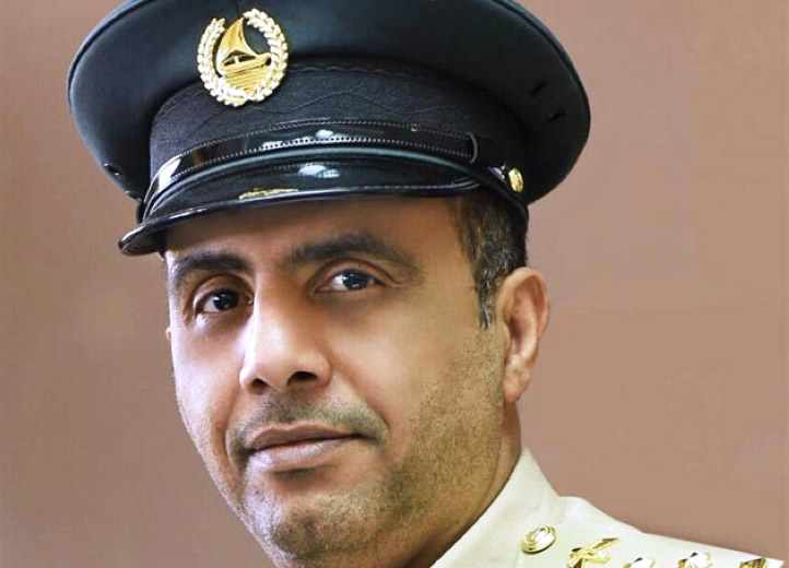 شرطة دبي توقف تعنيف أمّ لابنتها بالتواطؤ مع والدها