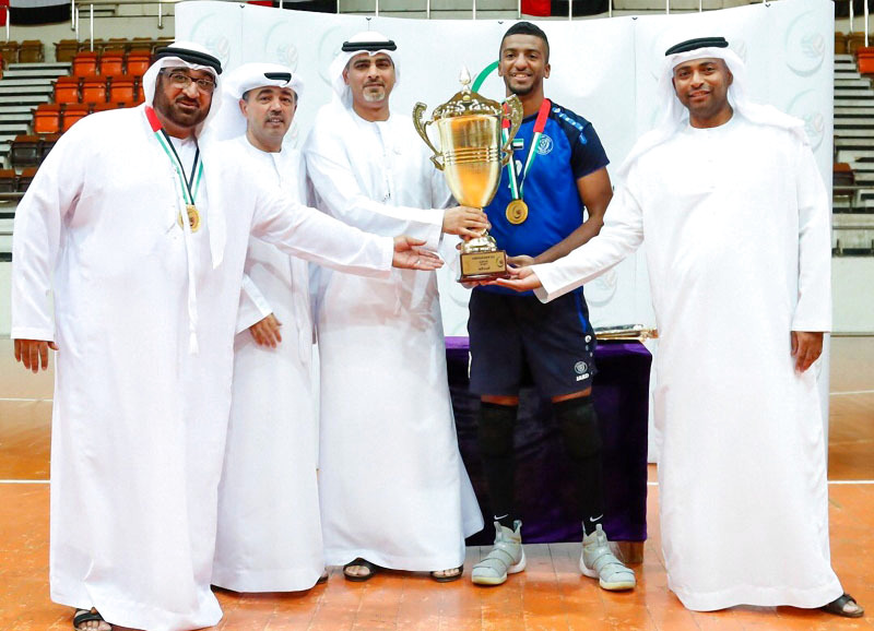 "تتويج النصر بلقب البطولة - البيان"