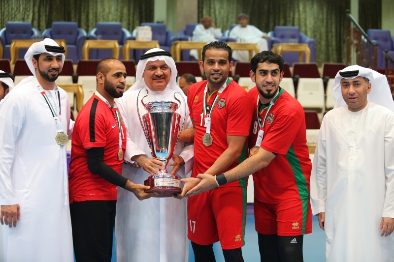 "تتويج شباب الأهلي دبي بلقب كأس كرة اليد | البيان"