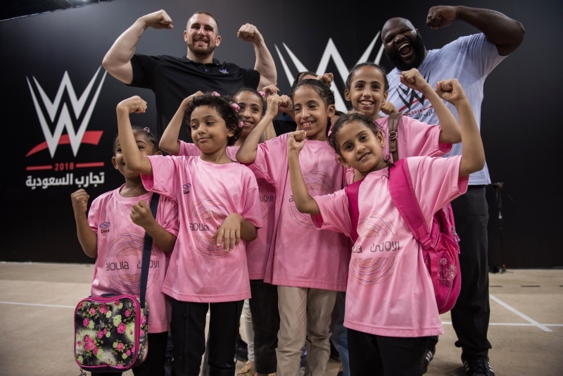 "نجوم WWE في زيارة للجمعيّة الأولى لمكافحة التنمّر | من المصدر"