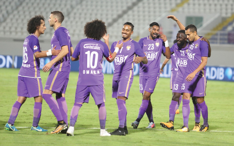 "فرحة نجوم العين باللقب | البيان"