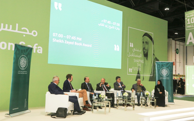 الفائزون بجوائز الشيخ زايد يتحدثون عـن تجاربهم الإبداعية