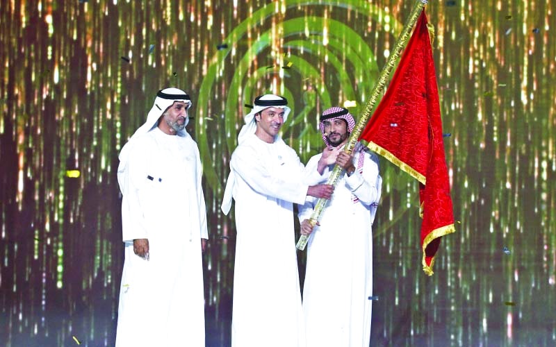 هزاع بن زايد: «شاعر المليون» مهرجان الإبداع الصافي