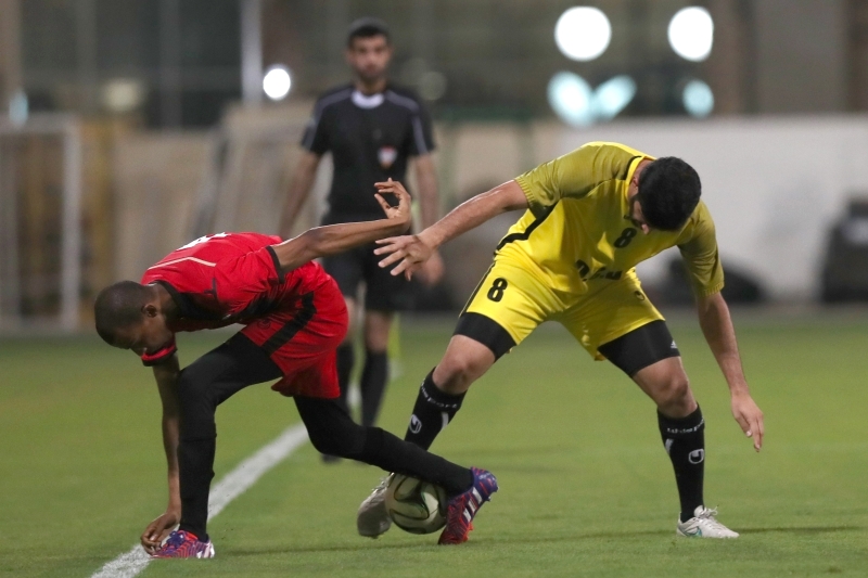 "من مباراة الدفاع المدني وهيئة الطرق والمواصلات - البيان"