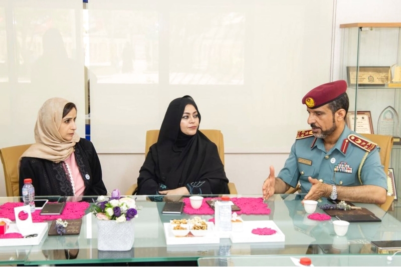 جميلة المهيري تقف على أسباب حريق مسرح روضة الورود