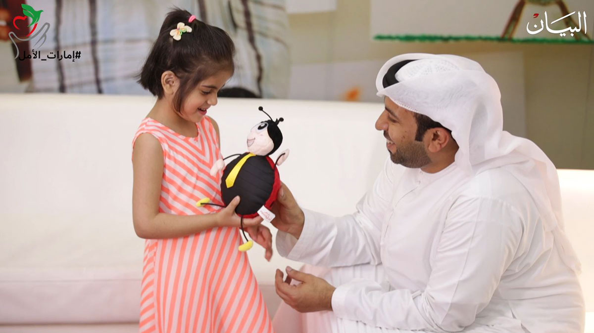 نور تخترق جدار الصمت بتباشير الأمل