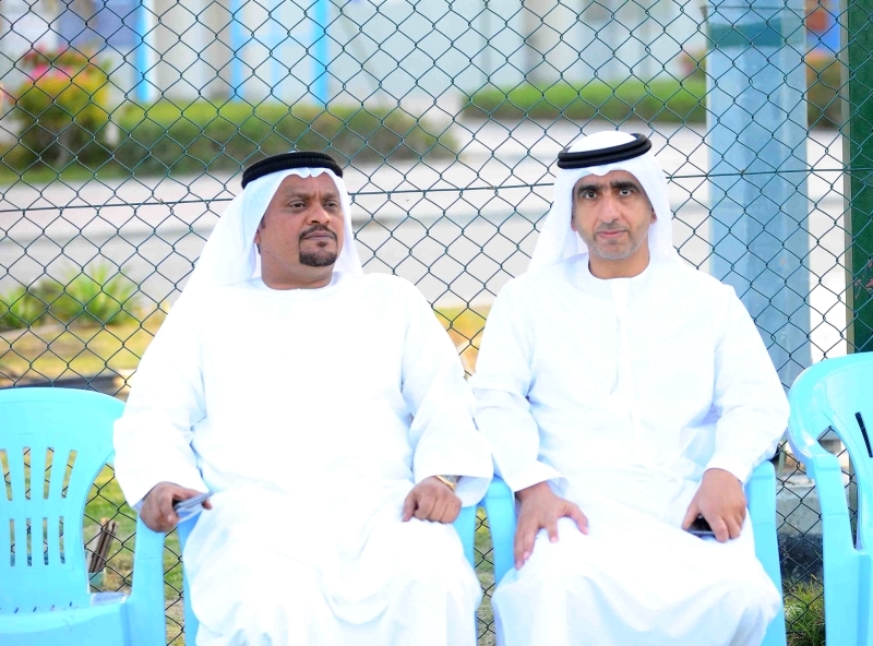 "أحمد الجابري وعبد الله الغيلاني يتابعان تدريبات بني ياس ــ البيان"