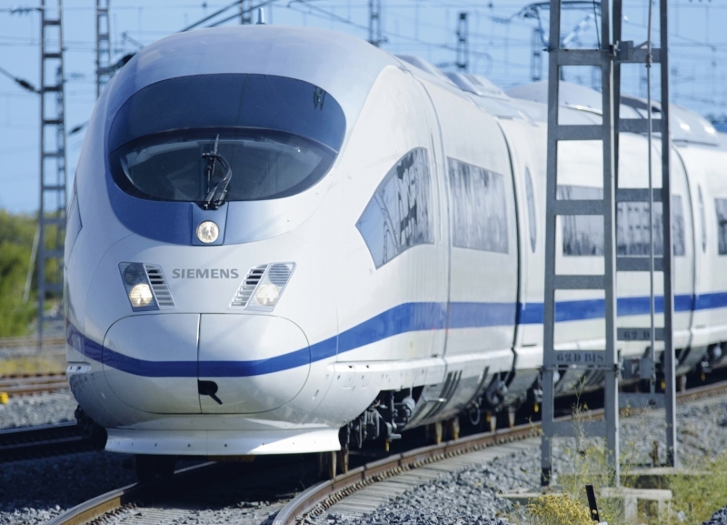 «سيمنز» تصدّر 94 قطاراً إلى لندن