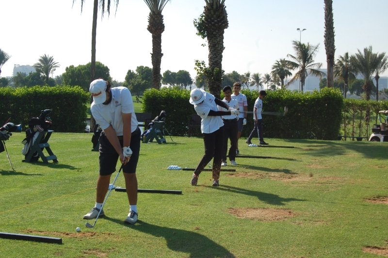 "جانب من تدريبات سابقة للاعبين البيان"