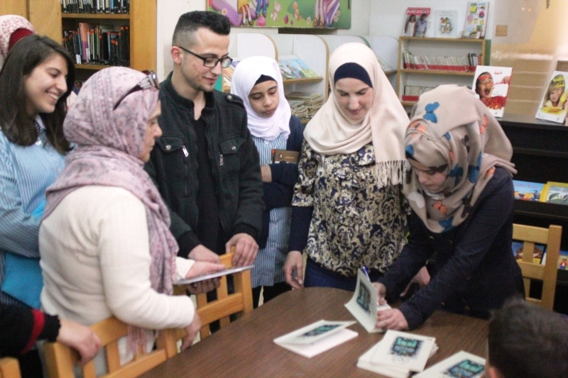 دنيا السنونو.. تروي مأساة فلسطين