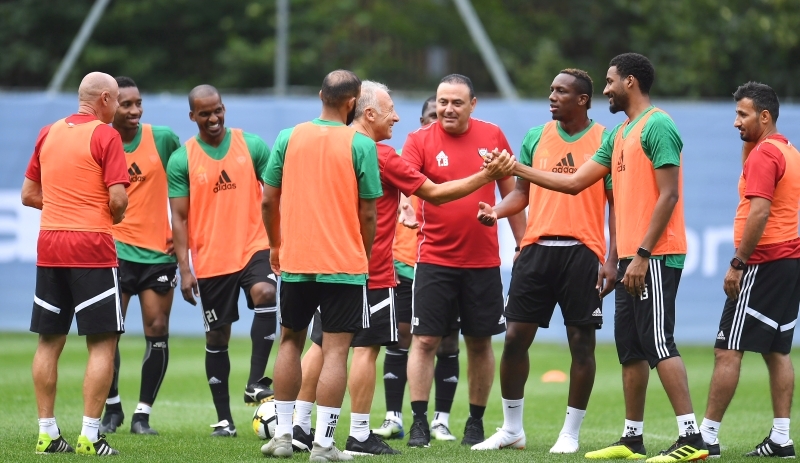 "زاكيروني يرحّب بلاعب العين محمد أحمد | البيان"