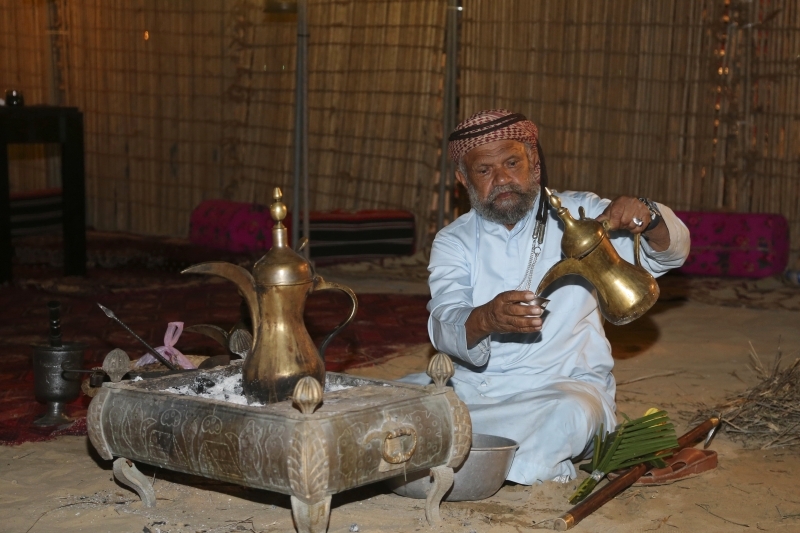 «تقاليد السنع في الإمارات».. سلوكيات وحِكم وقيم
