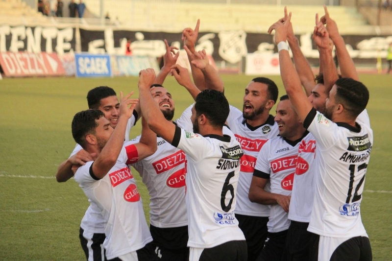 رئيس نادي وفاق سطيف يعد بلقب الأبطال ويحشد الجماهير للقاء «المصري»