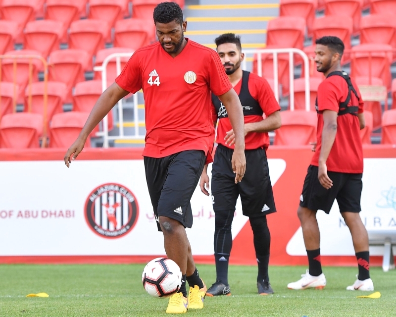 "التدريبات الأخيرة للجزيرة قبل السفر إلى الرياض | البيان"