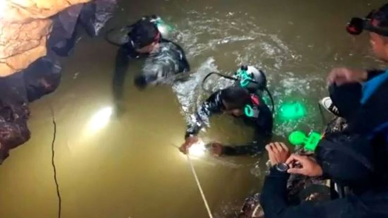 «فتية الكهف» في أول رحلة خارج تايلاند