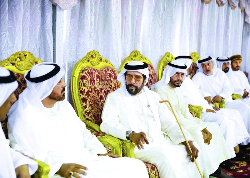 طحنون بن محمد يعزي أسرة الكثيري في بني ياس