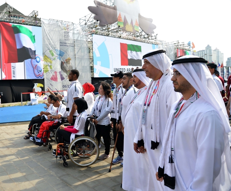 "خلال رفع علم الدولة في القرية الأولمبية | البيان"
