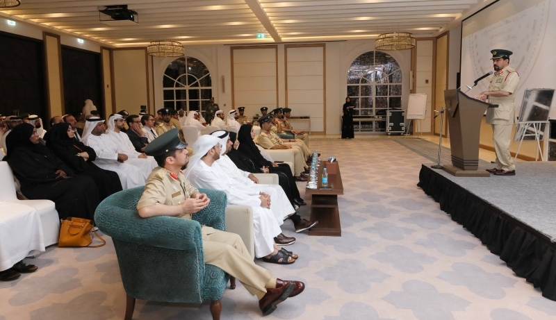 شرطة دبي تناقش جرائم الاتجار بالبشر والاعتداء على حقوق النساء والأطفال