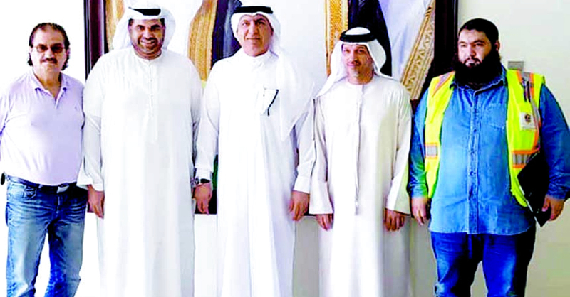 "العوضي مع وفد تطوير البنى التحتية | البيان"