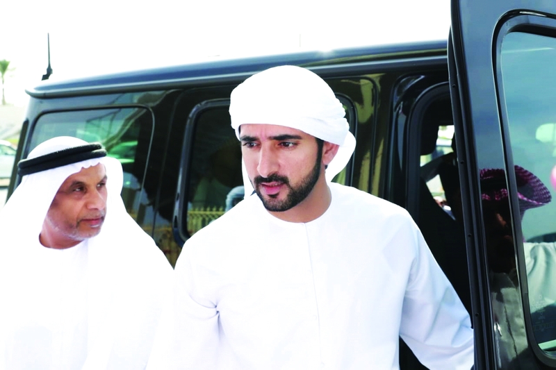 "Ⅶ حمدان بن محمد لدى وصوله لمضمار السباقات | البيان"