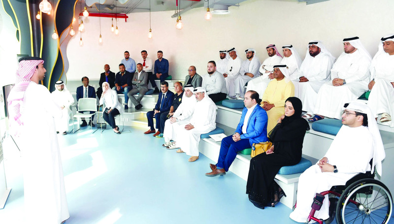 "جانب من الدورة التي حضرها عدد من المديرين التنفيذيين بأندية دبي | البيان"