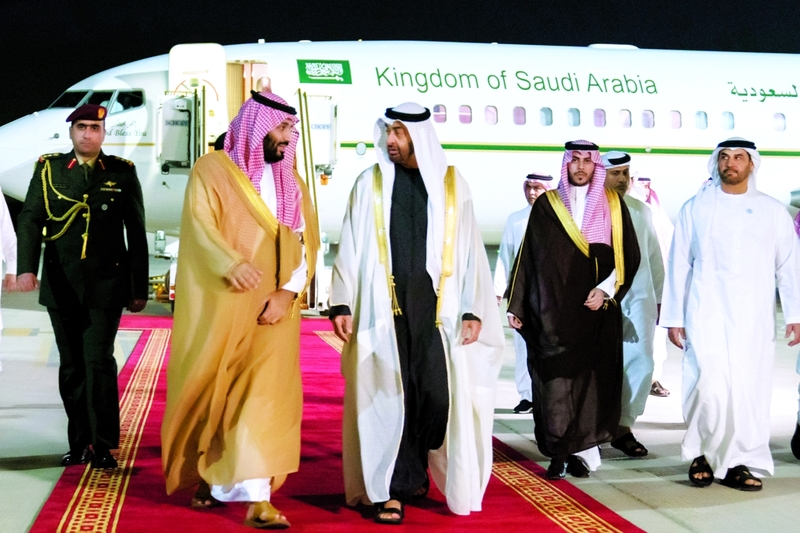 محمد بن زايد: بحكمة خليفــة وخادم الحرميـن تمضي علاقات البلدين إلى الأمام بقوة وثقة