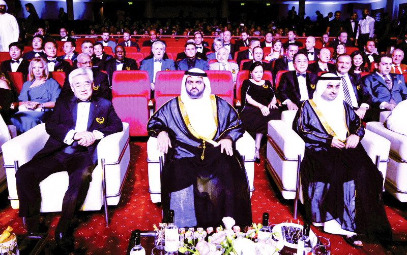 "محمد الشرقي خلال حضوره حفل توزيع جوائز الاتحاد الدولي | وام"