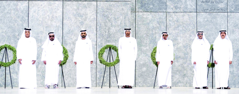 محمــد بــن راشد ومحمد بن زايد: أمام شهدائنا تصغر الإنجازات فهـــم غـرس زايــد