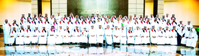 عبدالله بن زايد: الإمارات تعول على أبنائها لتحقيق الريادة
