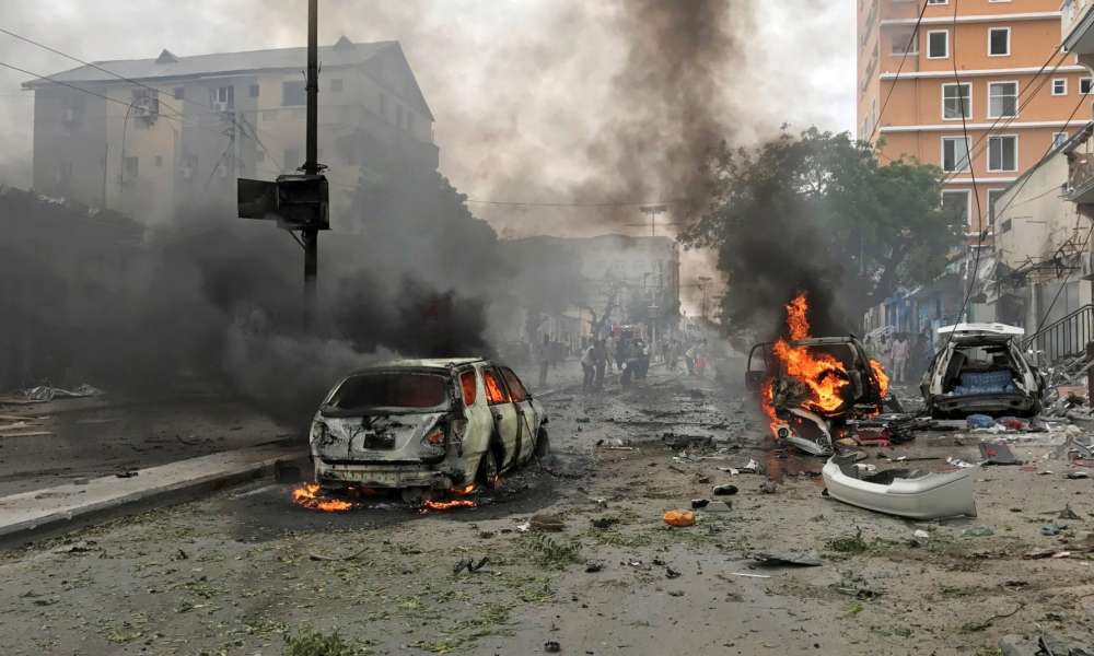 الصومال يعدم مدبر تفجيرات أودت بحياة 26 شخصاً