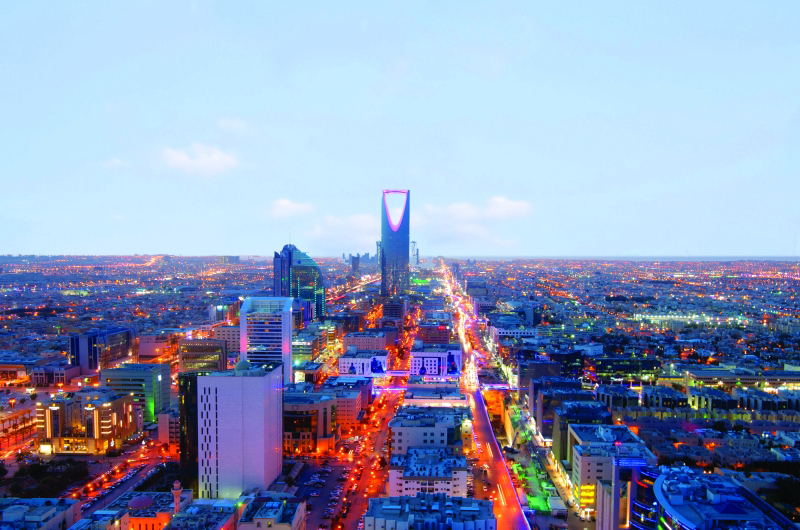 «رؤية» السعودية تتقدم وتركيا تعاني والعقوبات تُكبّل إيران