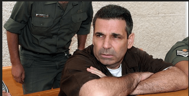 الحكم على وزير إسرائيلي سابق بالسجن 11 عاما لإدانته بالتجسس