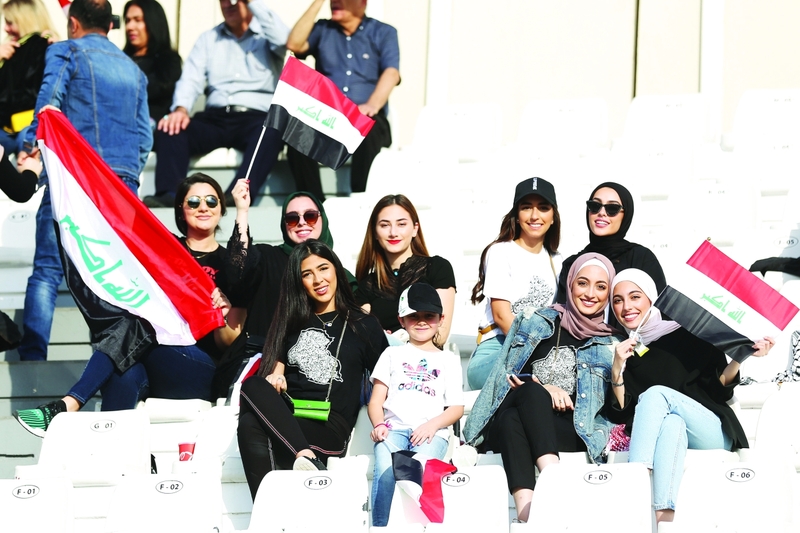 "تصوير : سالم خميس - عيسى البلوشي"