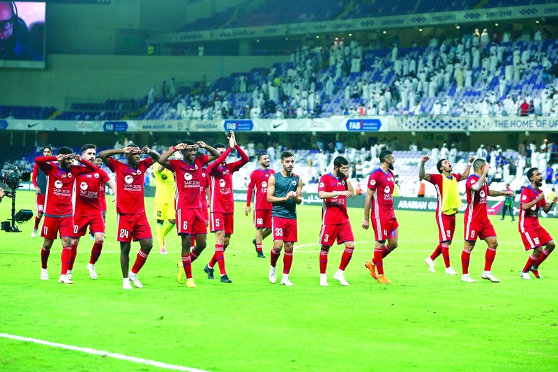 "فرحة نجوم الشارقة بلقب بطل الشتاء | البيان"