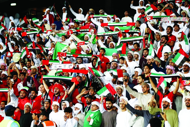 "تصوير: سالم خميس - مجدي إسكندر - عمران خالد - عيسى البلوشي"