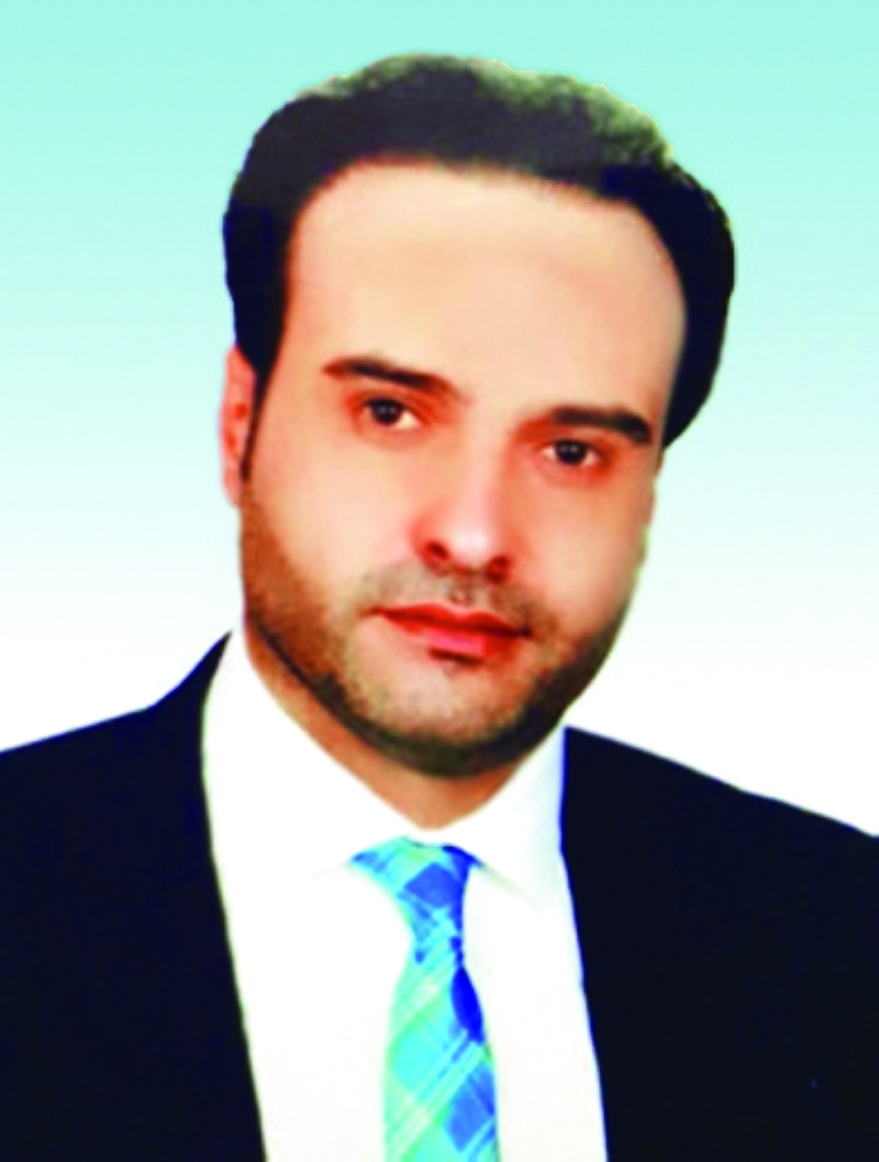 "إياد البريقي"