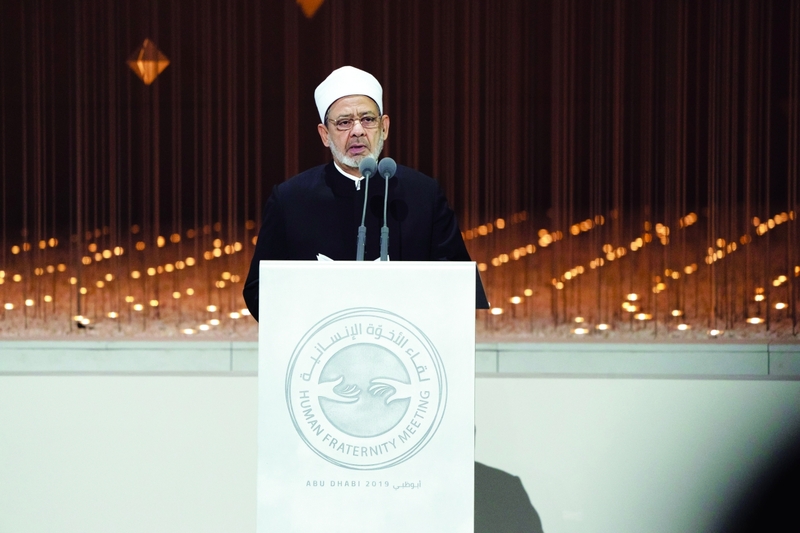 أحمد الطيب: وحدة المسلمين والمسيحيين في العالم صخرة تتحطم عليها المؤامرات