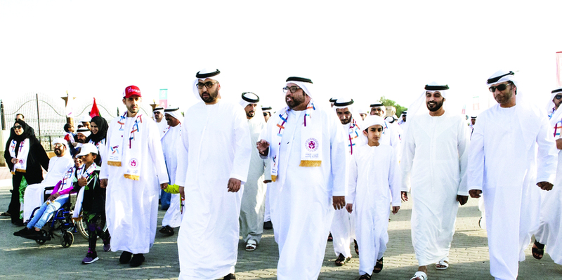 "Ⅶ راشد المعلا خلال مشاركته في مبادرة «نمشي معاً» | وام"