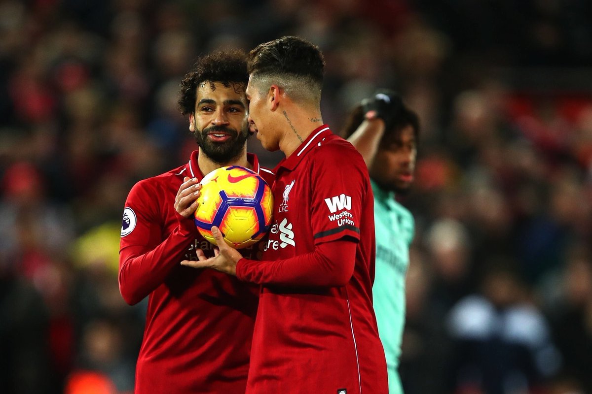 صورة محمد صلاح تستفز المصريين بعد حادث القطار