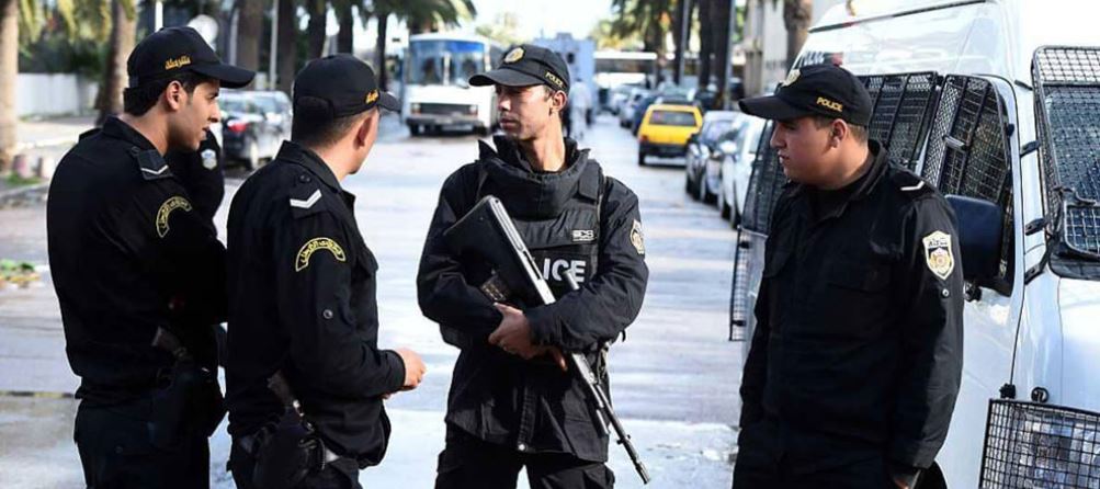 تونس تحجز 19 رسالة "مسمومة" تستهدف شخصيات عامة
